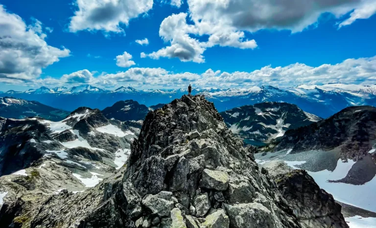 🌄 PNOA Tricouni Peak Day Hiking – July 27, 2025 / PNOA 特里考尼峰单日徒步活动 – 2025年7月27日 🌄